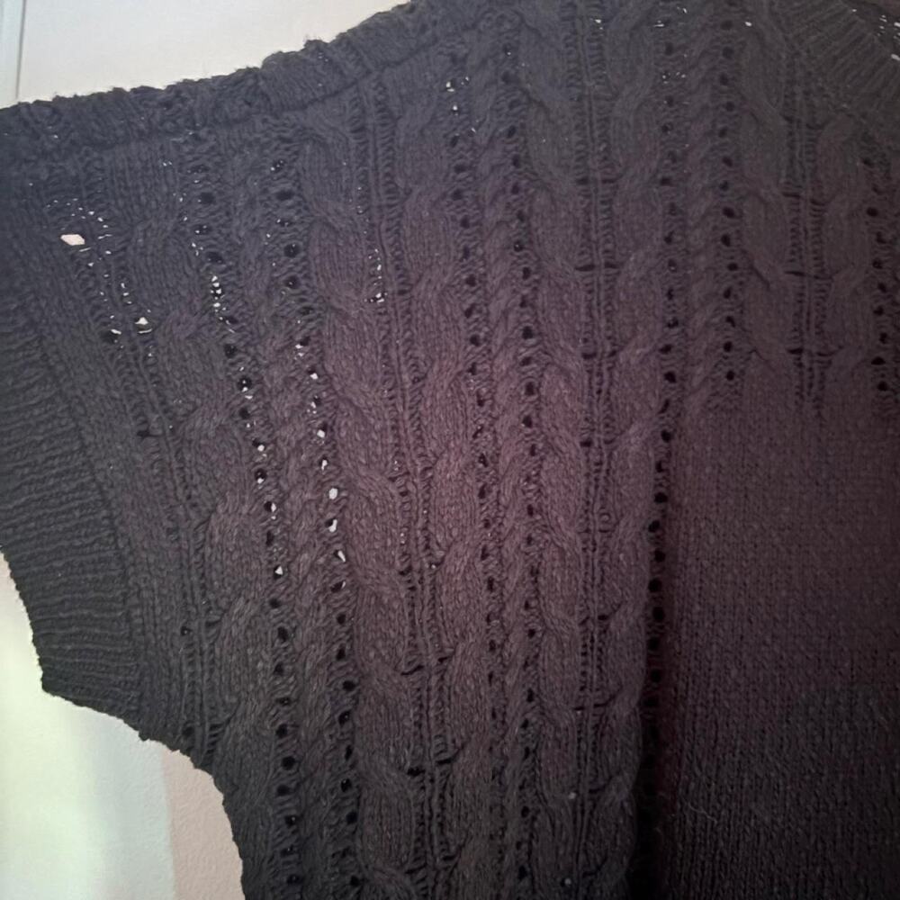 Time and tru black crochet short sleeved sweater